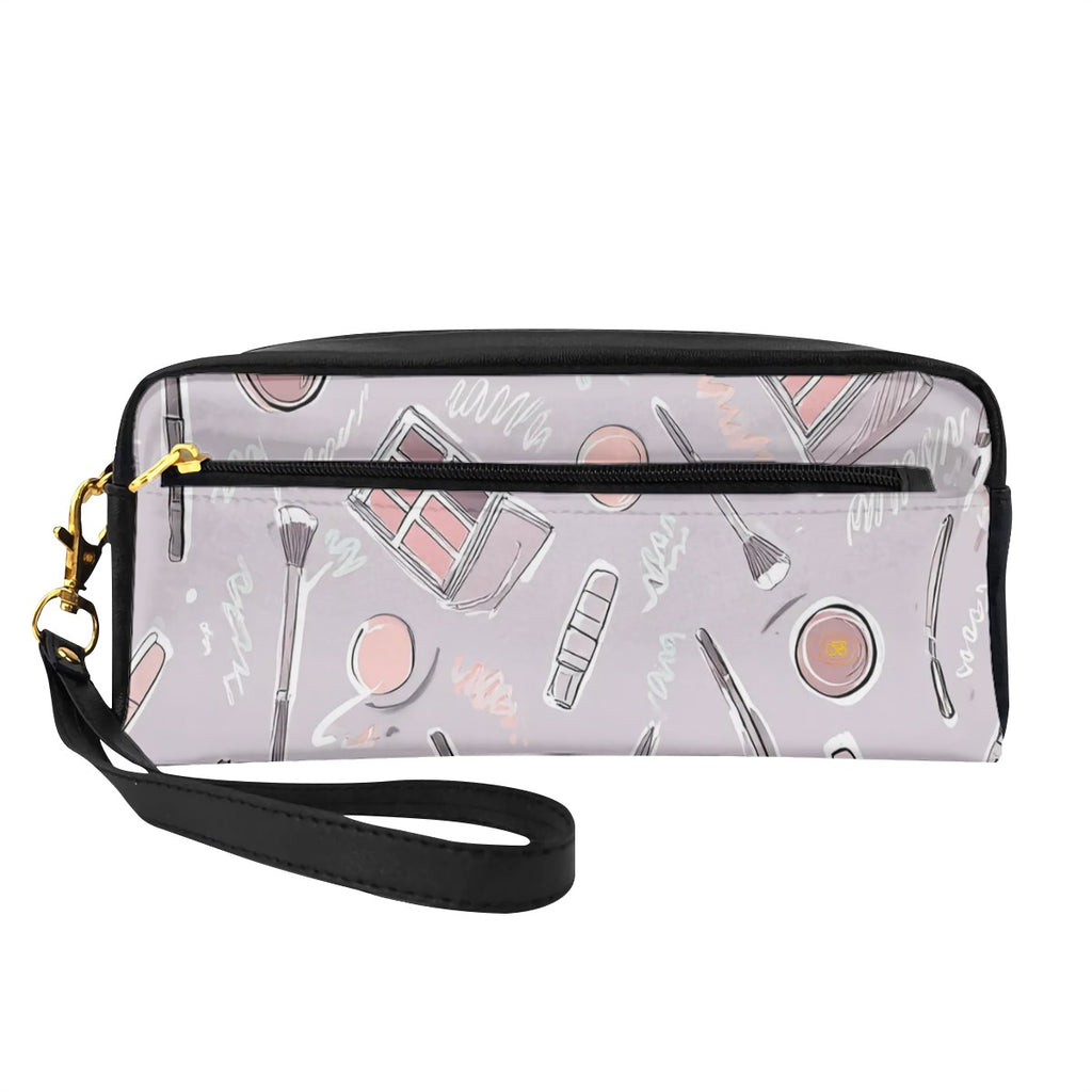 Trousse de maquillage rectangulaire en cuir PU motif cosmétiques – pinceaux, palettes et accessoires beauté sur fond mauve – Bagaléa
